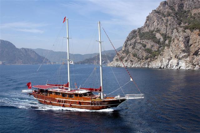 8 Cabin Wooden Gulet VIP27111